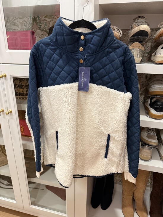 Lauren James Jackets & Blazers - NWT Lauren James Logan Quilted Pullover in Sailor Navy